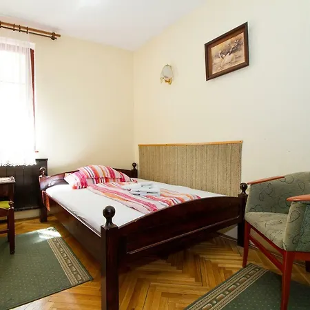 Kertesz Panzio Bed & Breakfast